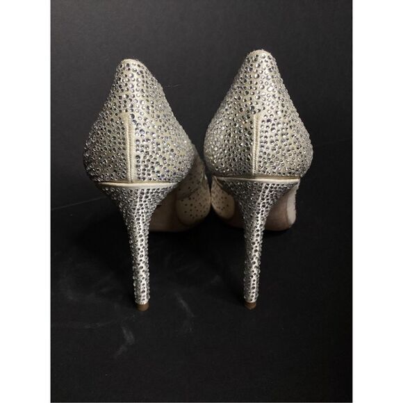 New. Badgley Mischka jeweled shoes. Size 8 1/2-9. Retails $240 - Picture 5 of 9